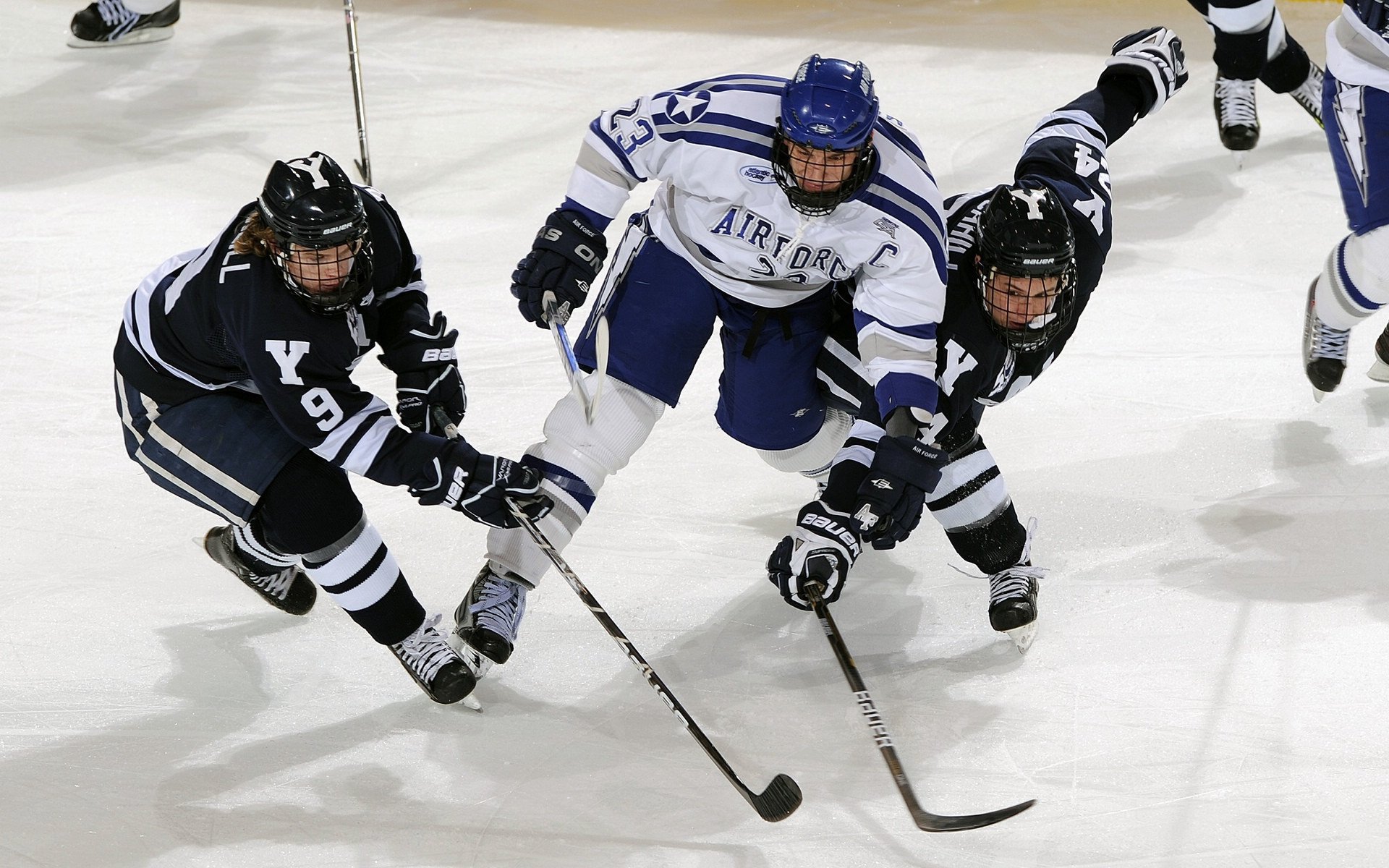 李娜课堂上用幽默讲述职业生涯转折，李娜发言